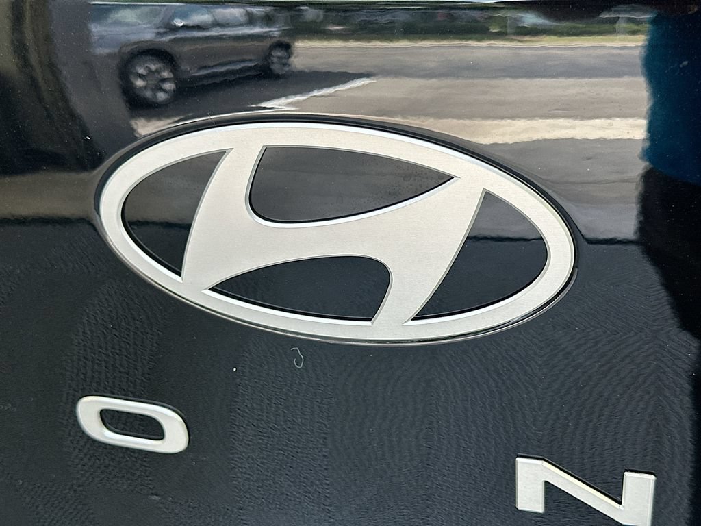 New 2026 Hyundai Kona Limited FWD image 21