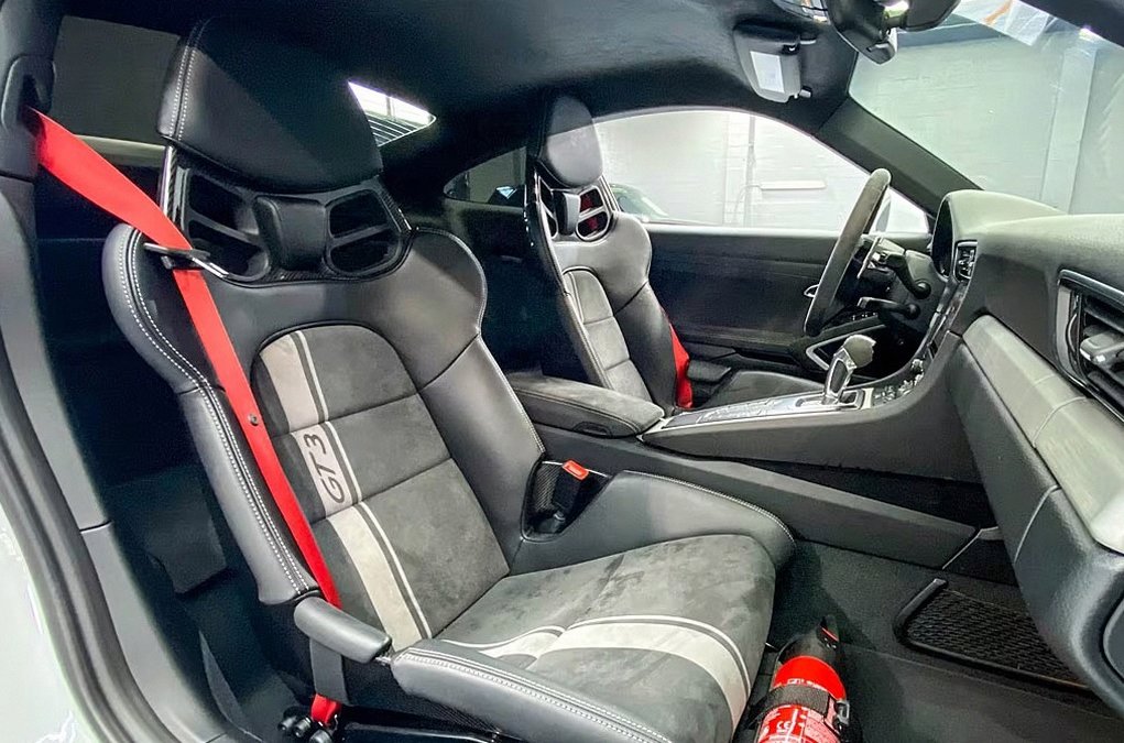 Used 2019 Porsche 911 GT3 RWD image 17