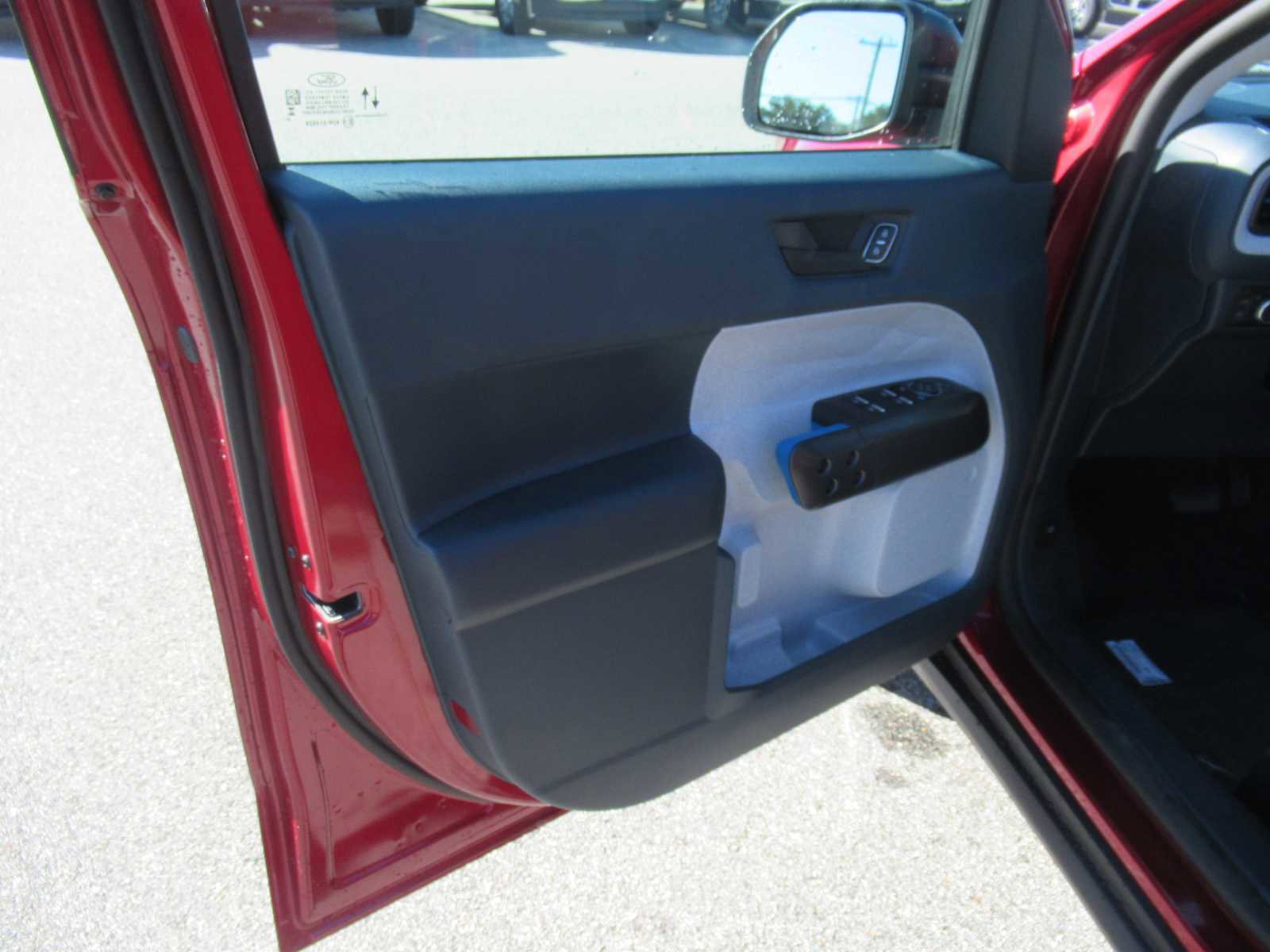 New 2025 Ford Maverick XLT w/ Equipment Group 301A image 16