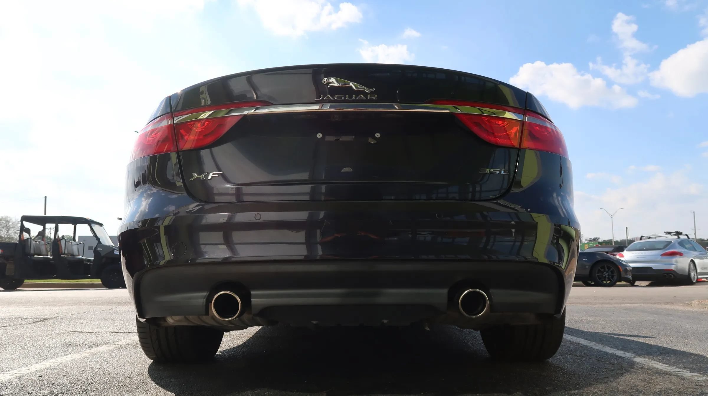 Used 2017 Jaguar XF Prestige RWD image 10