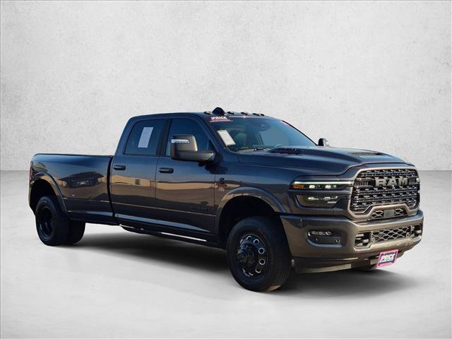 Used 2025 RAM 3500 Limited AWD/4WD image 3