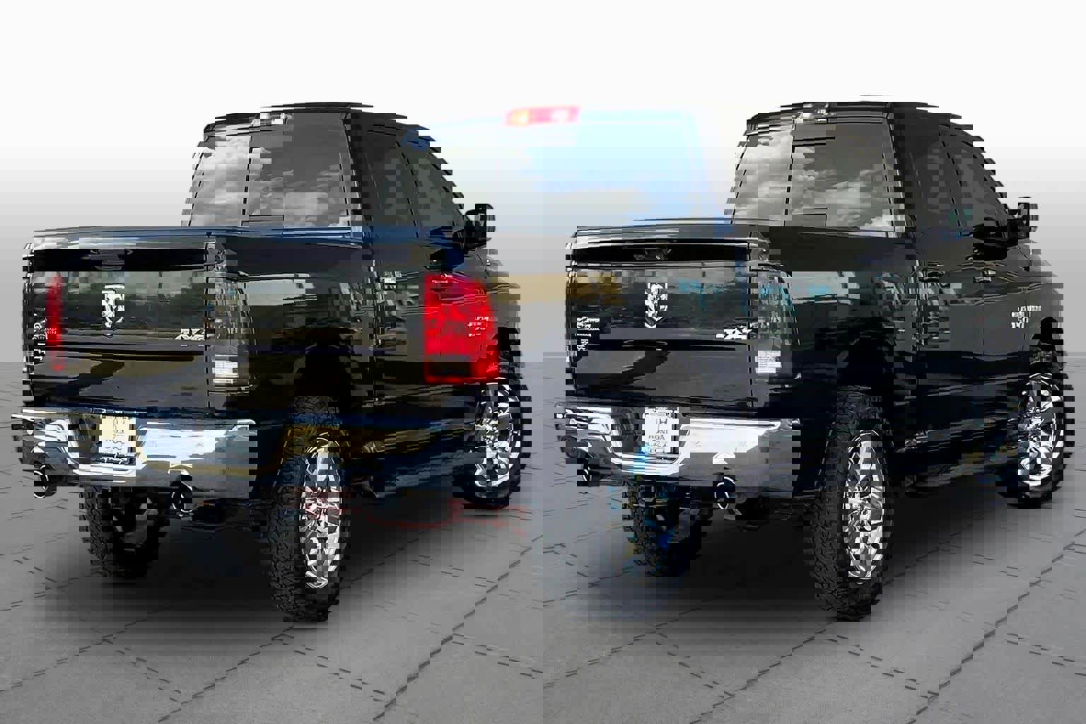 Used 2018 RAM 1500 Big Horn image 13