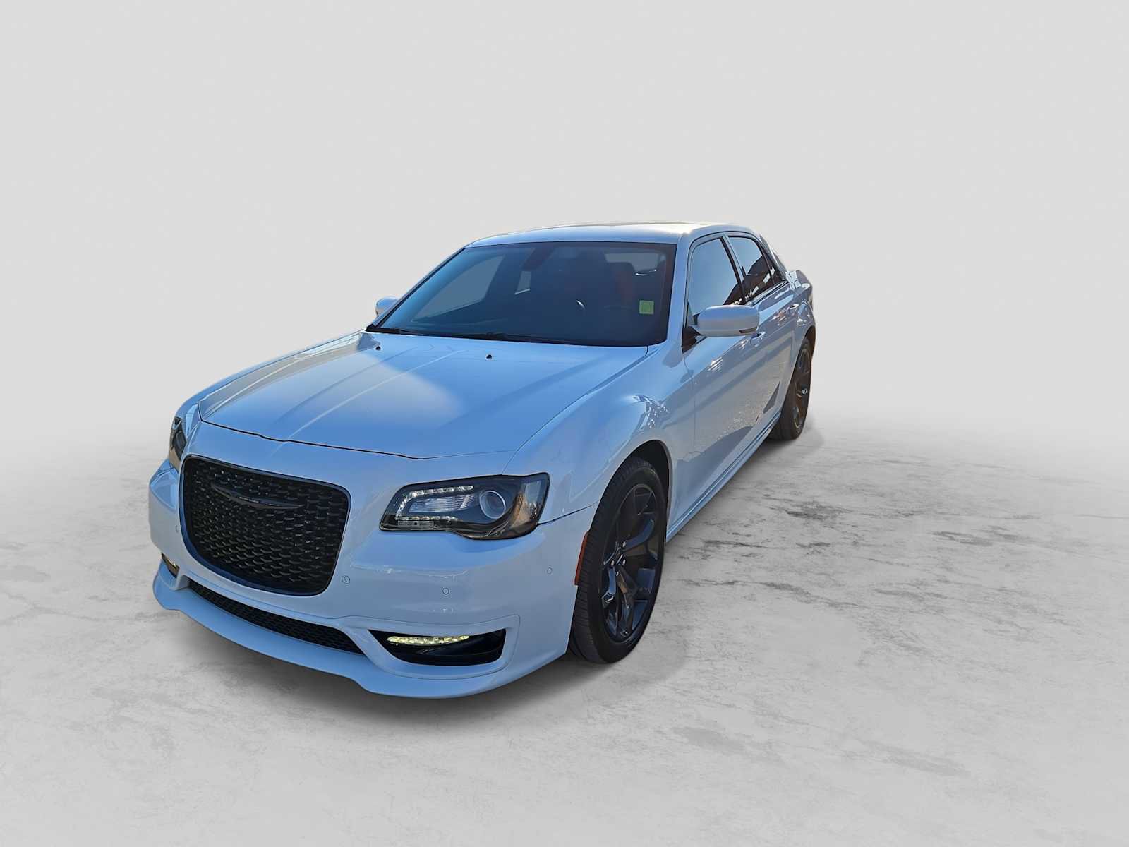 Used 2022 Chrysler 300 Touring L image 4