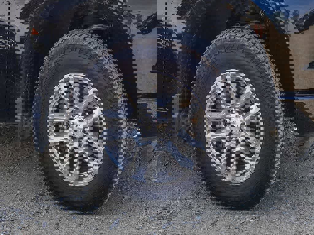 Used 2023 Chevrolet Silverado 1500 RST w/ LPO, Liner Protection Package image 7