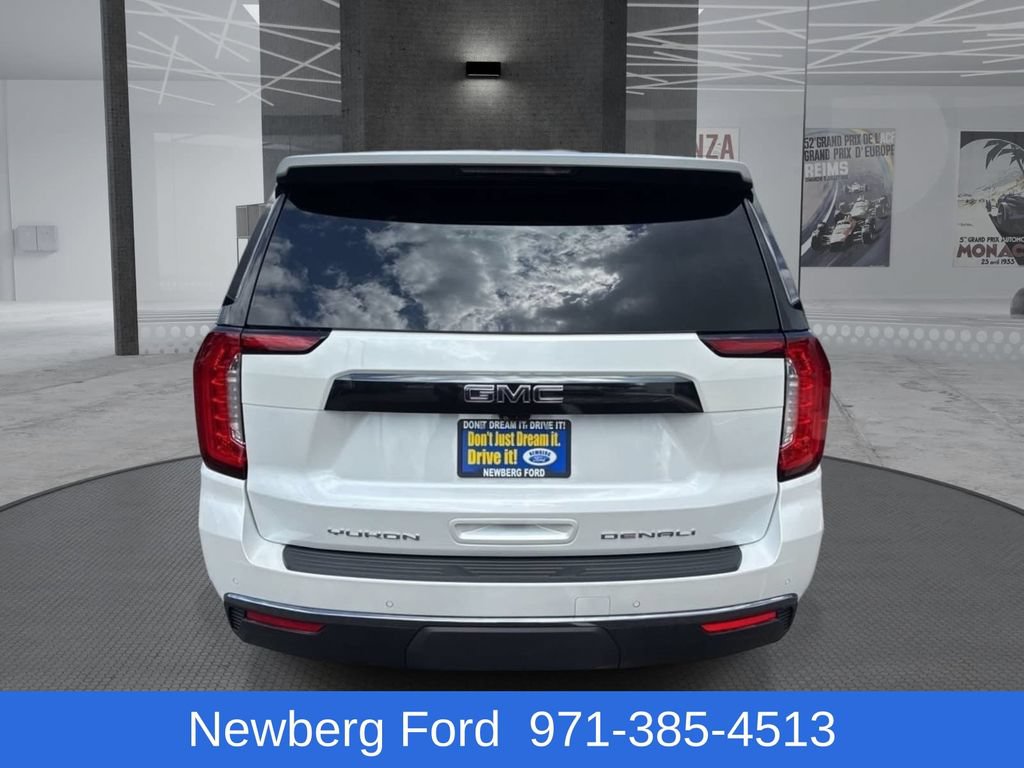 Used 2024 GMC Yukon XL Denali Ultimate AWD/4WD image 6