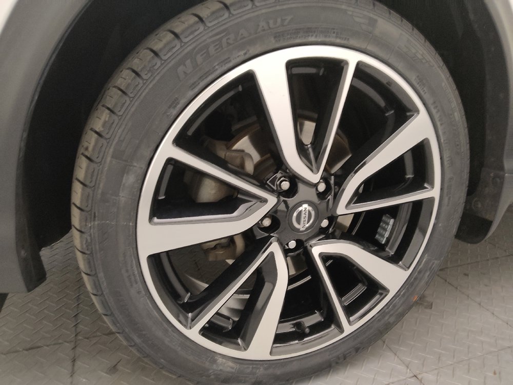 Used 2019 Nissan Rogue Sport SL w/ Premium Package AWD/4WD image 31