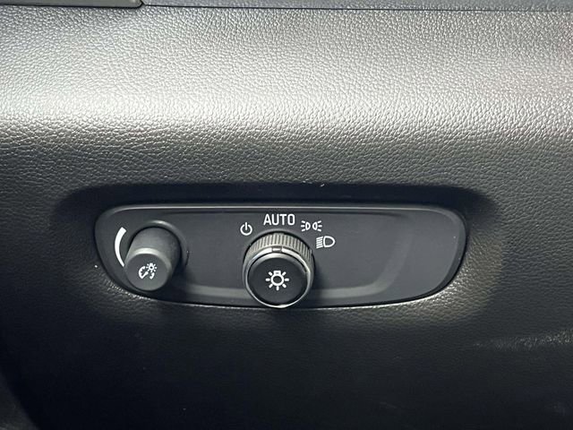 Used 2021 Chevrolet Traverse LS w/ LPO, Cargo Package image 29