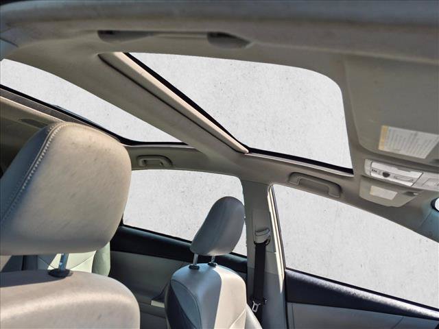 Used 2016 Toyota Prius V Five w/ Advanced Technology Package FWD image 16