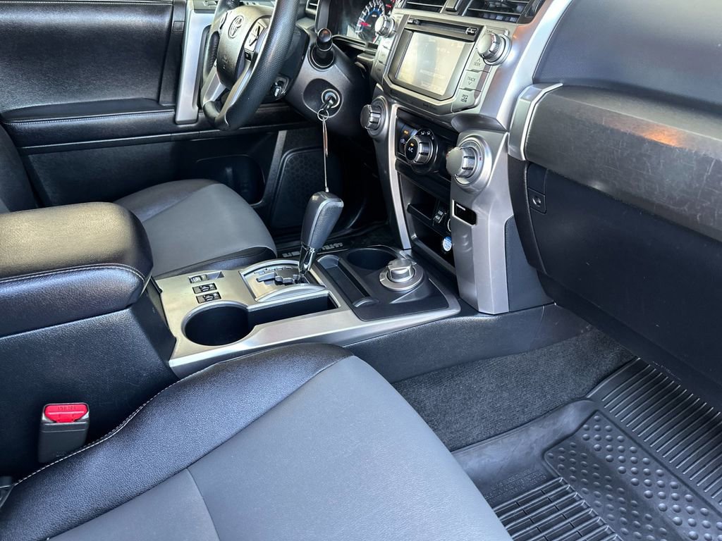 Used 2018 Toyota 4Runner SR5 Premium AWD/4WD image 16