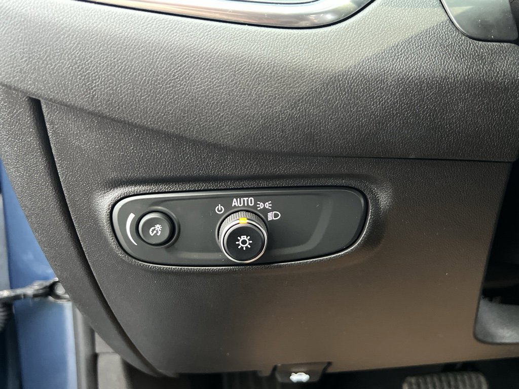 Used 2024 Chevrolet Equinox LT image 14