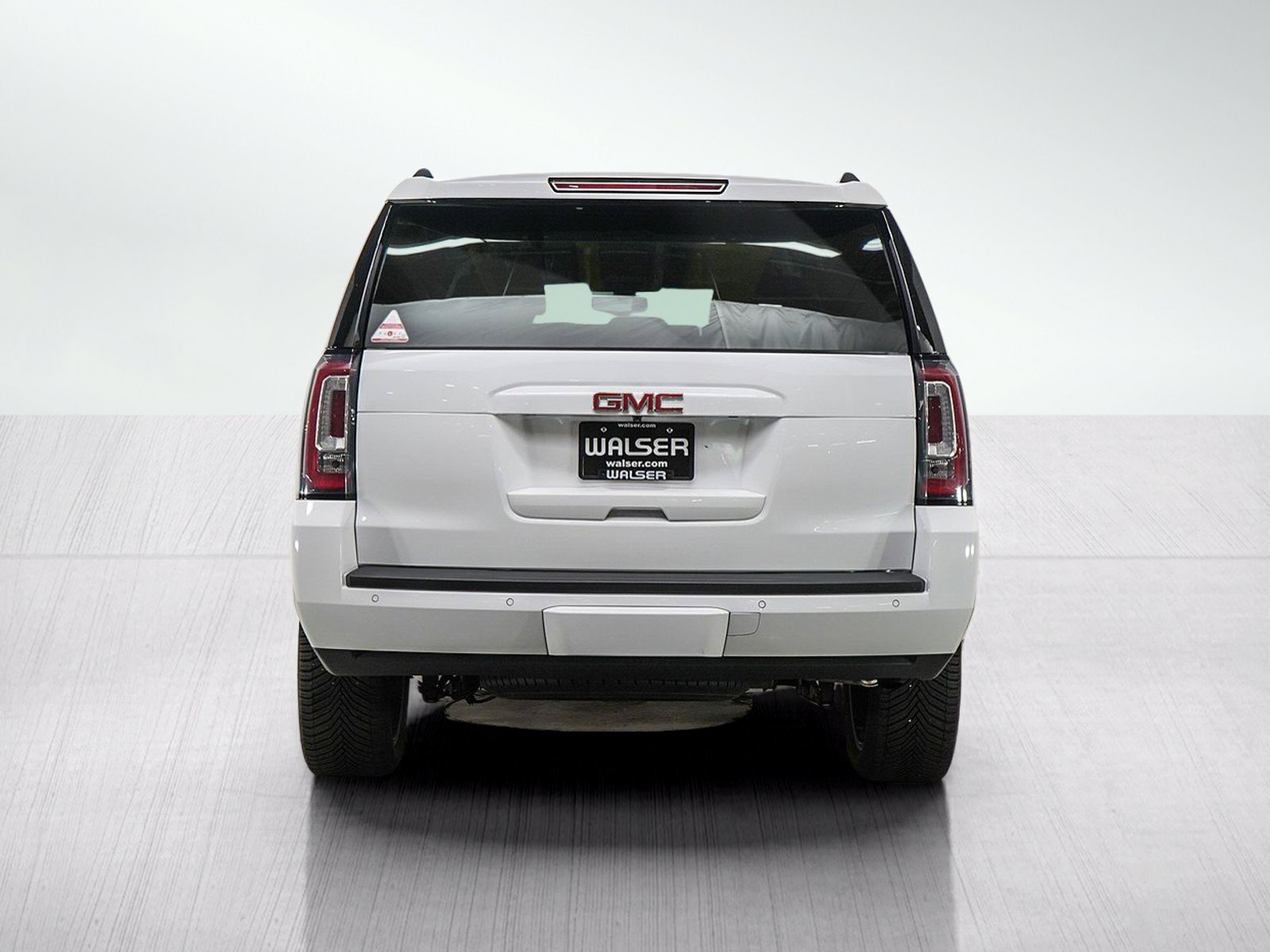 Used 2019 GMC Yukon SLE w/ SLE Value Package AWD/4WD image 4