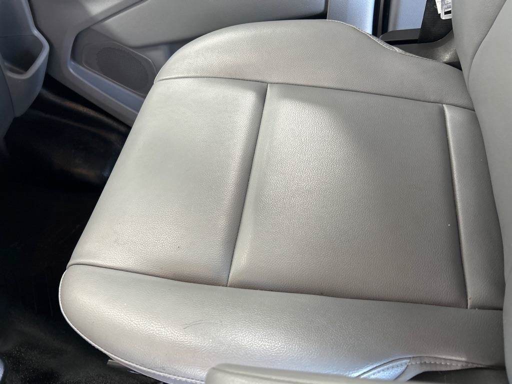 Used 2018 Ford Transit 150 XL RWD image 19
