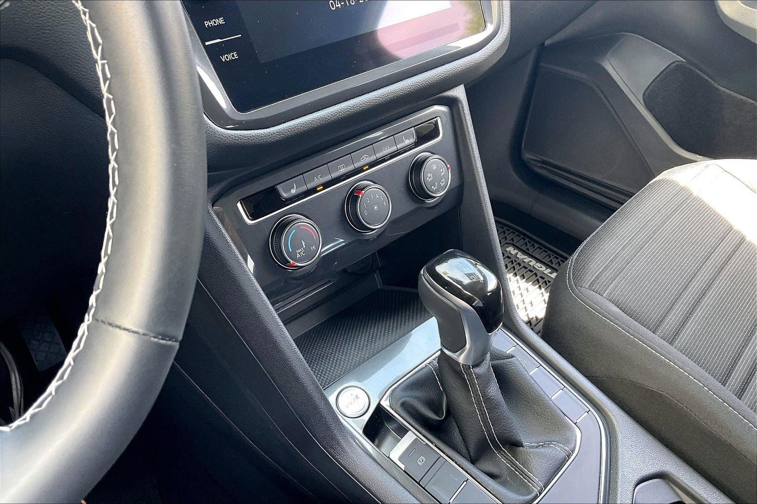 Certified 2024 Volkswagen Tiguan S FWD image 17