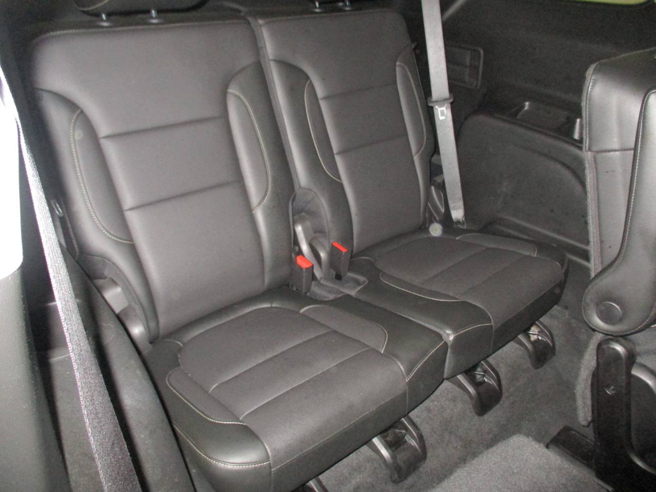 Used 2019 GMC Acadia SLT AWD/4WD image 12