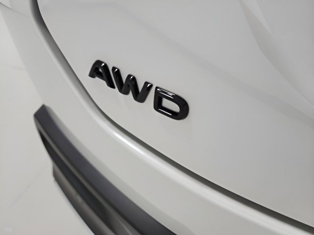 Used 2025 Honda Pilot Black Edition image 9