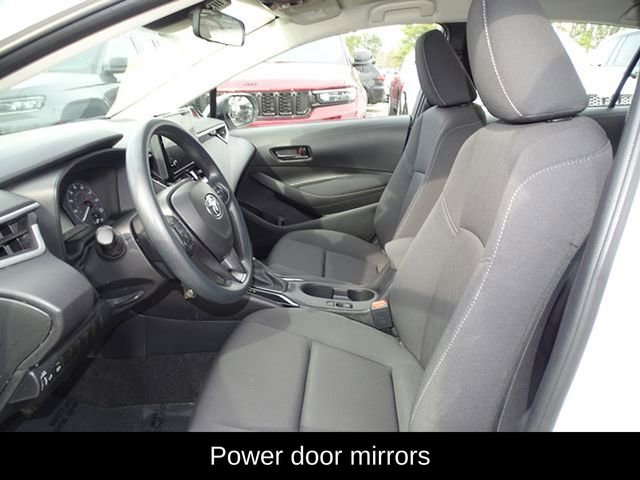 Used 2024 Toyota Corolla LE FWD image 10