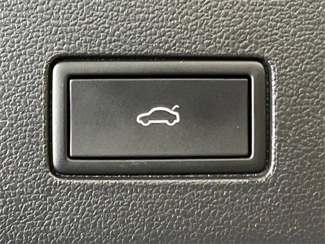 Certified 2025 Volkswagen Atlas Cross Sport SEL Premium R-Line image 6