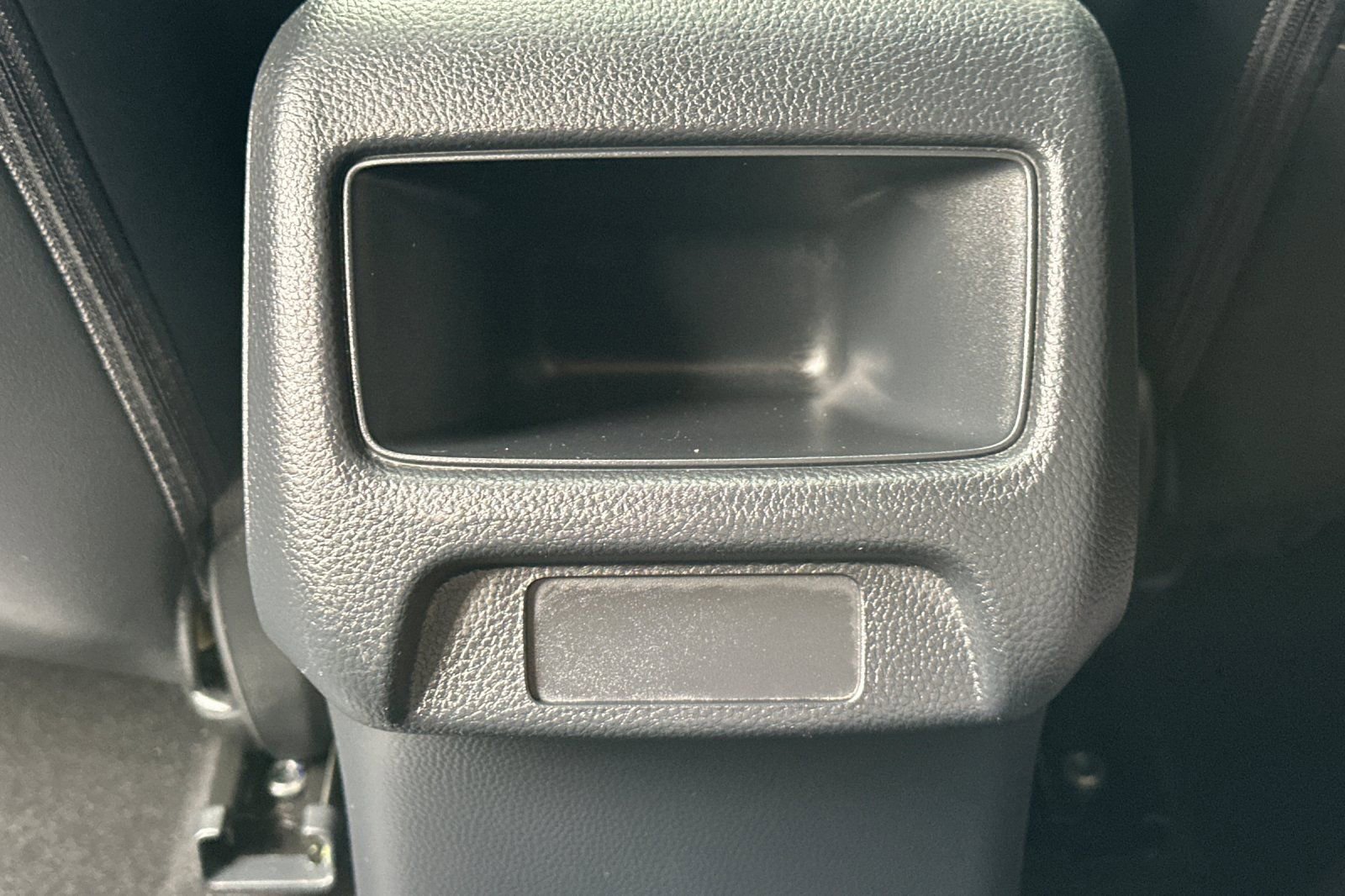Used 2025 Honda HR-V EX-L image 15