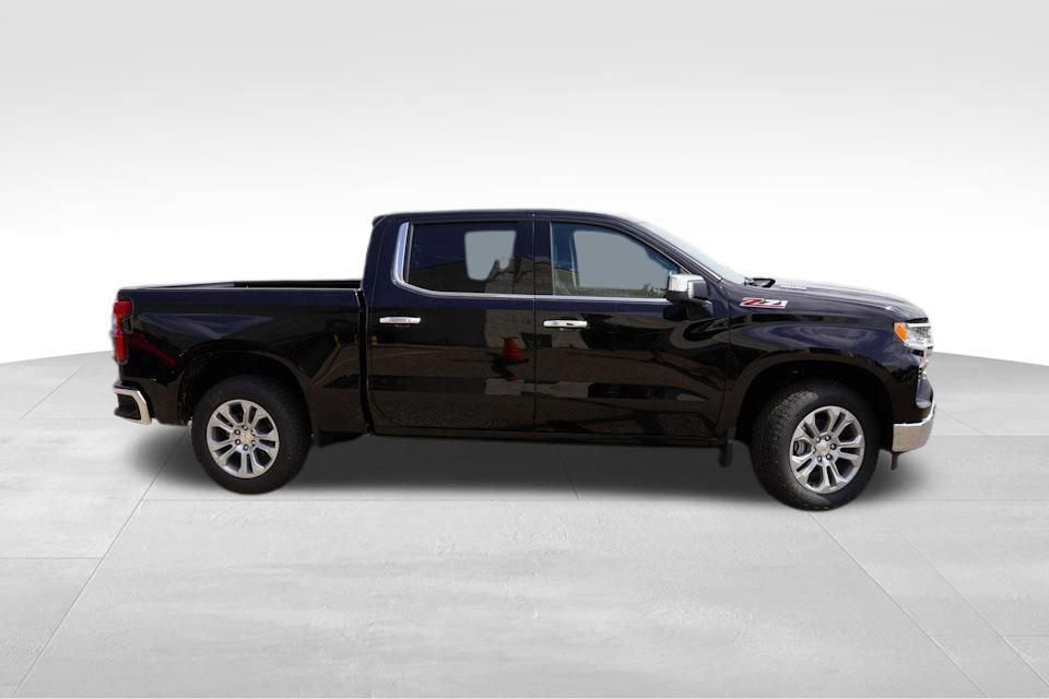 New 2026 Chevrolet Silverado 1500 LTZ w/ Z71 Off-Road Package AWD/4WD image 2