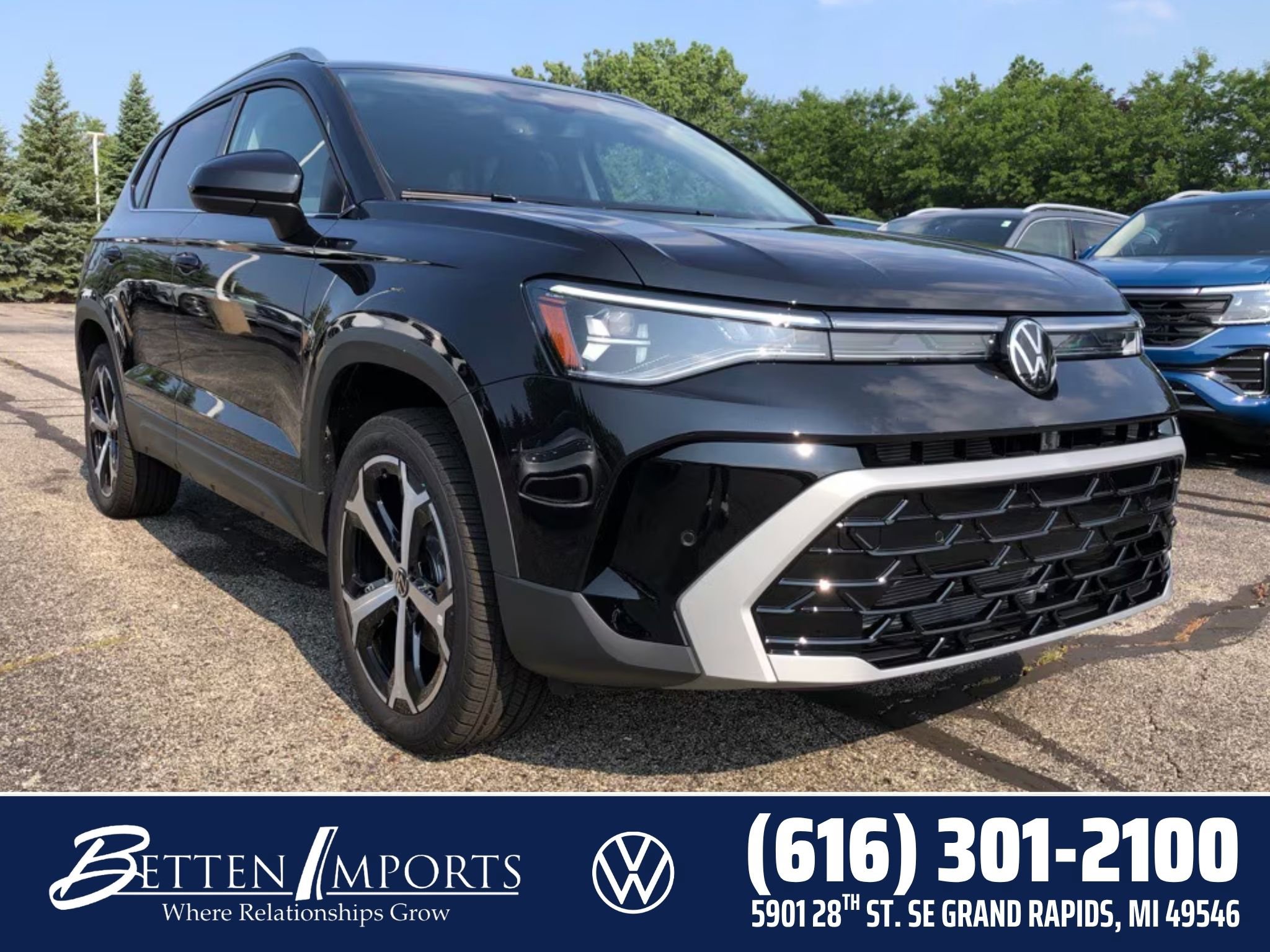 New 2025 Volkswagen Taos SEL image 1