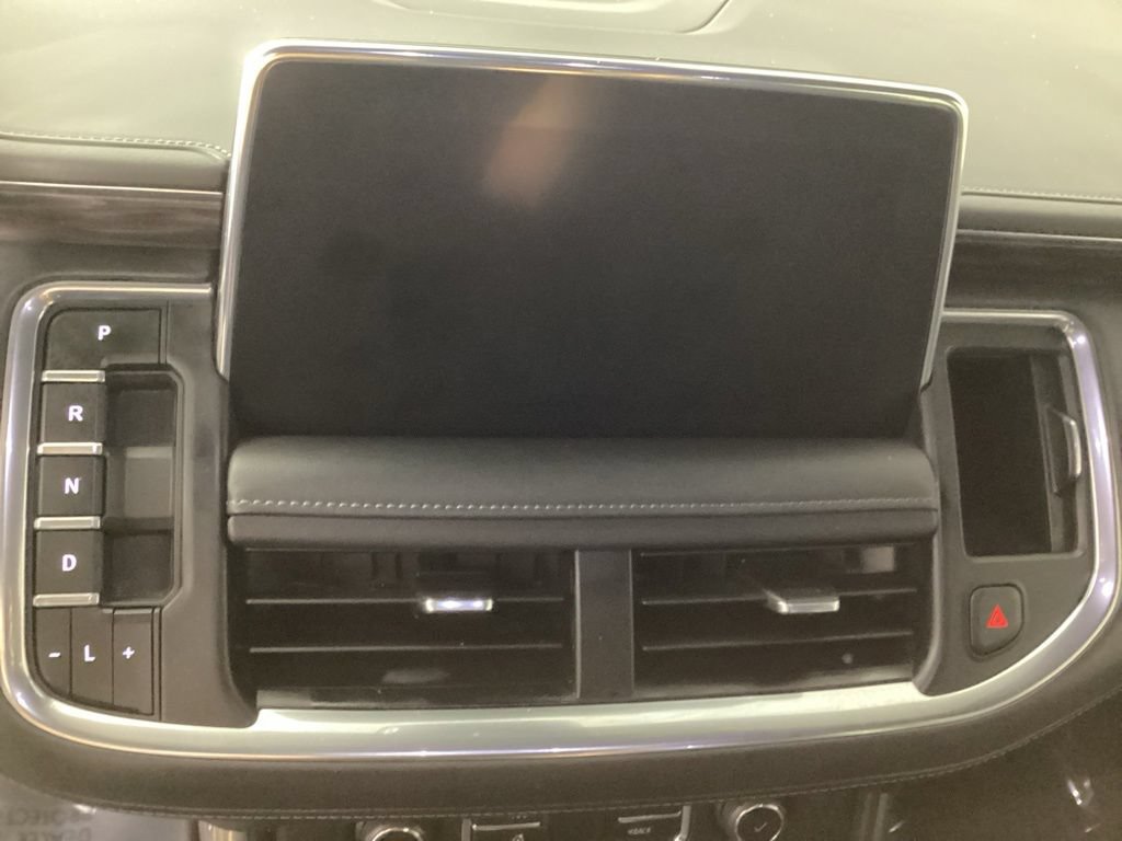 Used 2024 Chevrolet Tahoe Z71 AWD/4WD image 18