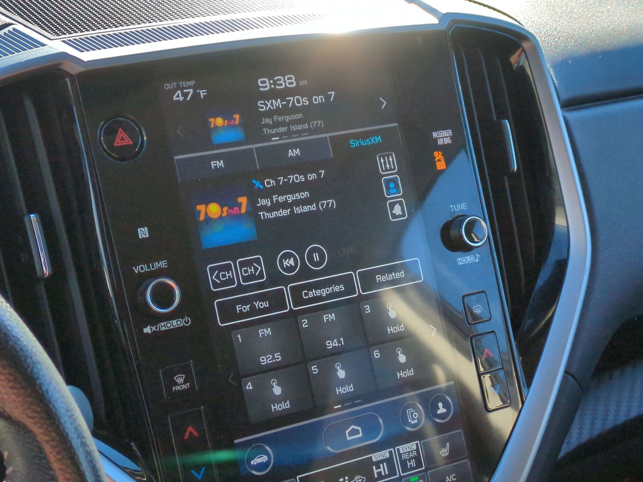 Used 2024 Subaru Ascent Premium w/ Convenience Package image 11