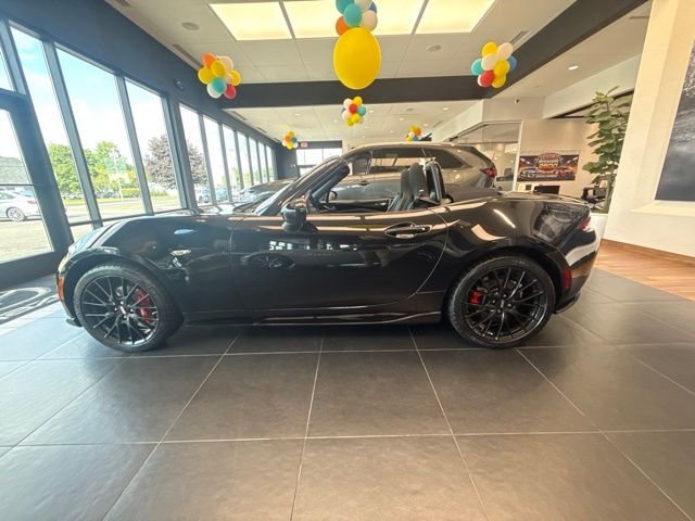 Used 2016 MAZDA MX-5 Miata Club w/ Brembo/BBS Package RWD image 6