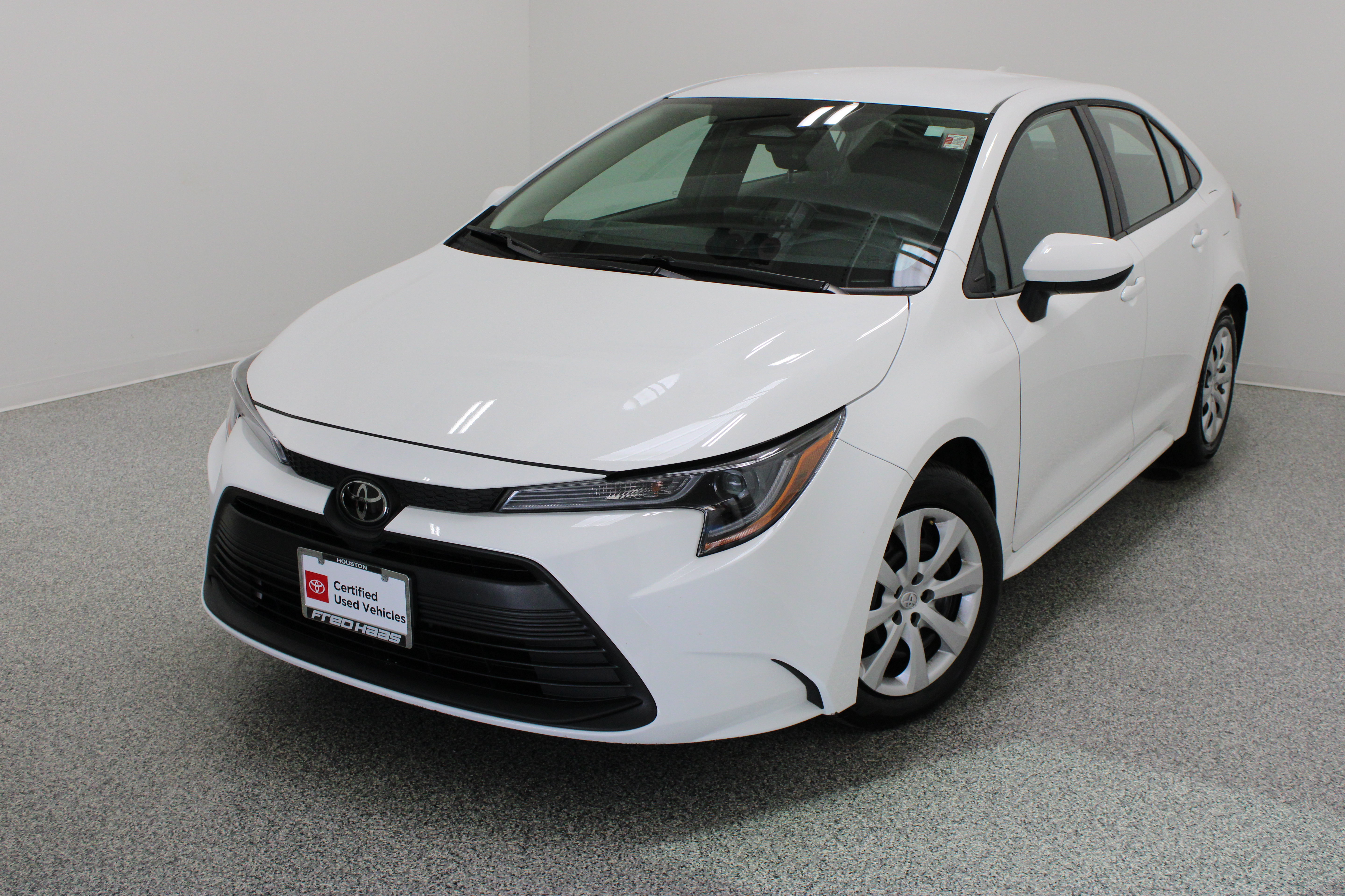Certified 2026 Toyota Corolla LE FWD image 2