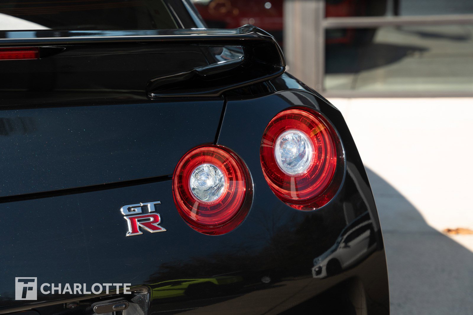 Used 2015 Nissan GT-R Premium image 15