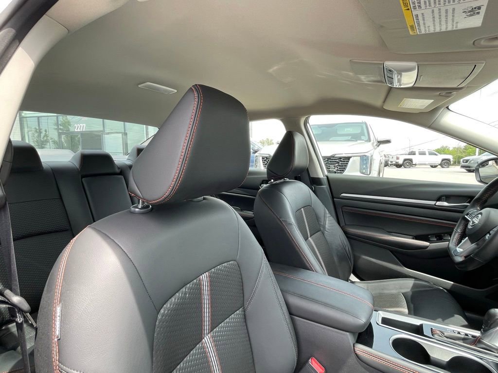 Used 2023 Nissan Altima 2.5 SR FWD image 28