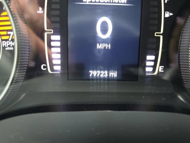 Used 2020 Jeep Cherokee Latitude Plus w/ Cold Weather Group AWD/4WD image 13