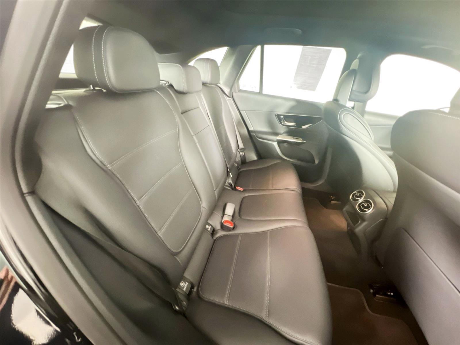 Certified 2026 Mercedes-Benz GLC 300 4MATIC image 26