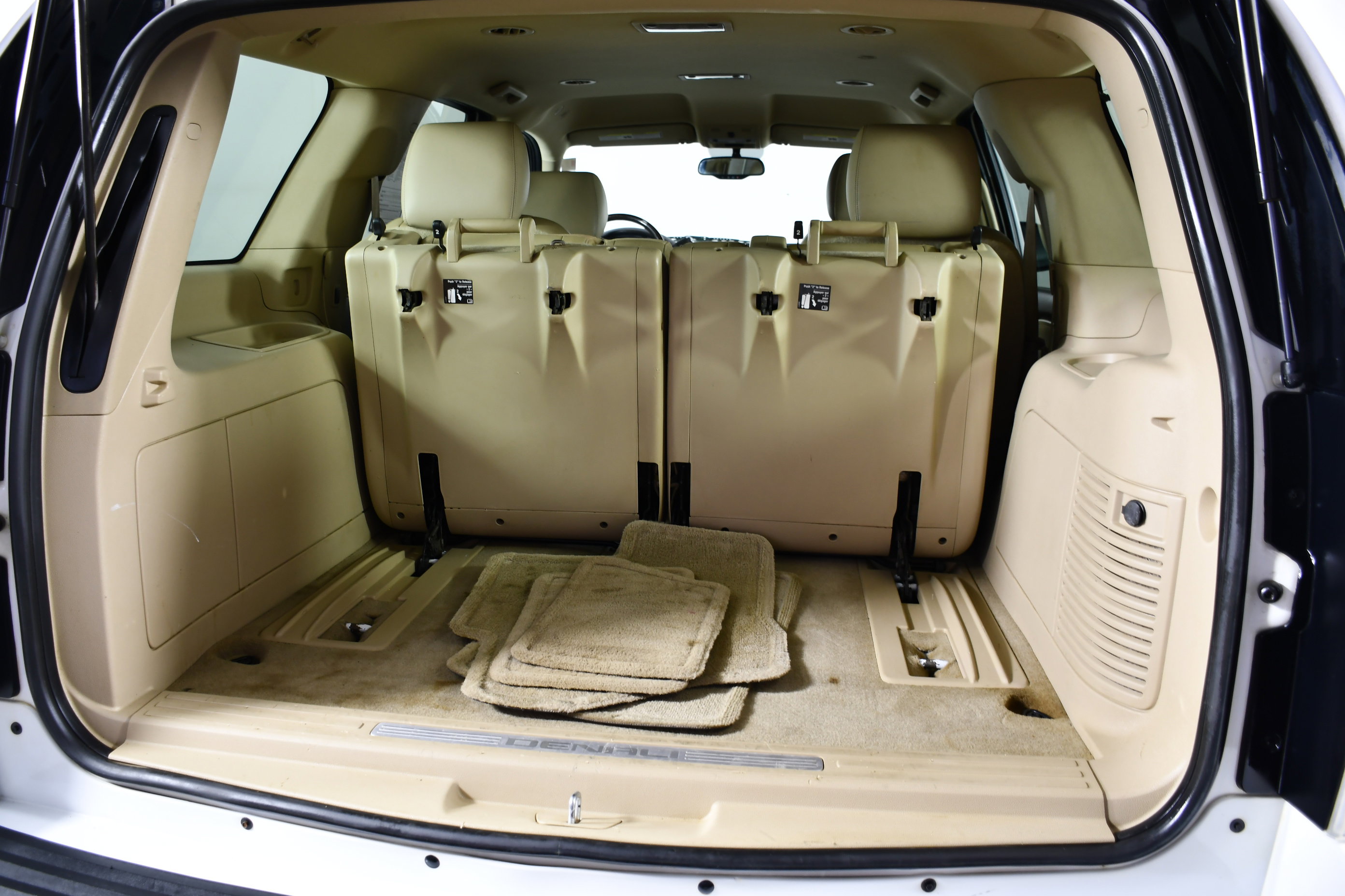 Used 2012 GMC Yukon Denali AWD/4WD image 49