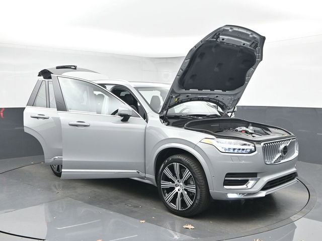 Used 2024 Volvo XC90 B6 Plus w/ Protection Package image 53