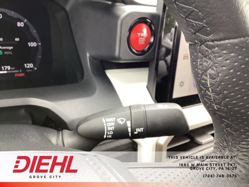 Used 2024 Toyota Tacoma TRD Sport AWD/4WD image 33