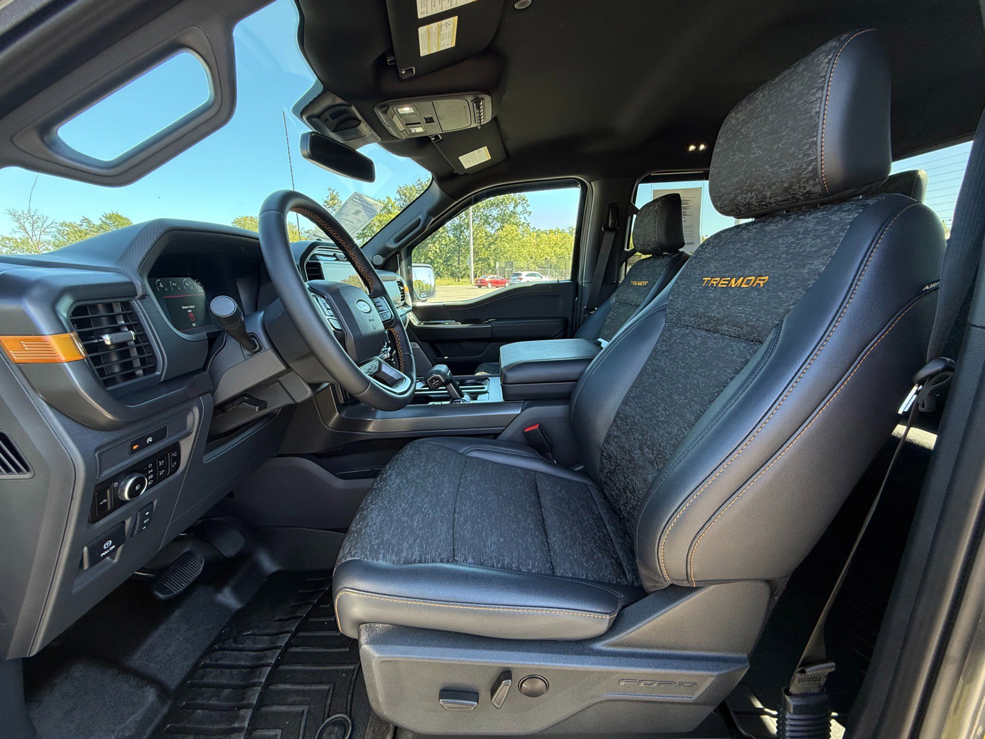 Used 2025 Ford F150 Tremor w/ Bed Utility Package image 12