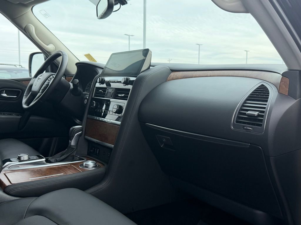 Used 2024 Nissan Armada SL w/ Cargo Package image 25