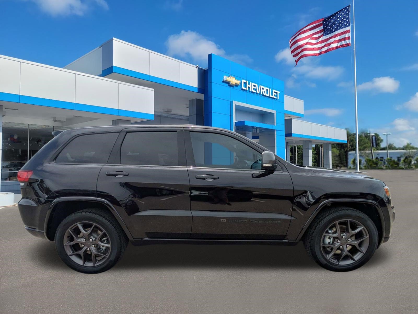 Used 2021 Jeep Grand Cherokee Limited w/ Quick Order Package 28K 80th RWD image 2