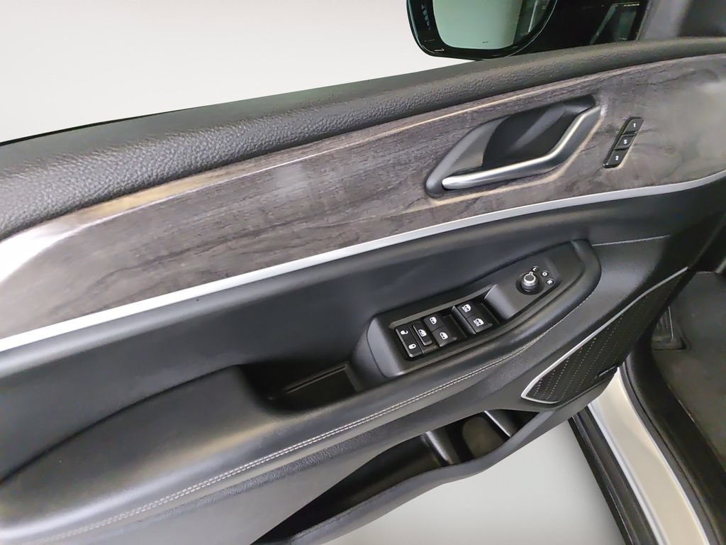 Used 2022 Jeep Grand Cherokee Limited AWD/4WD image 10