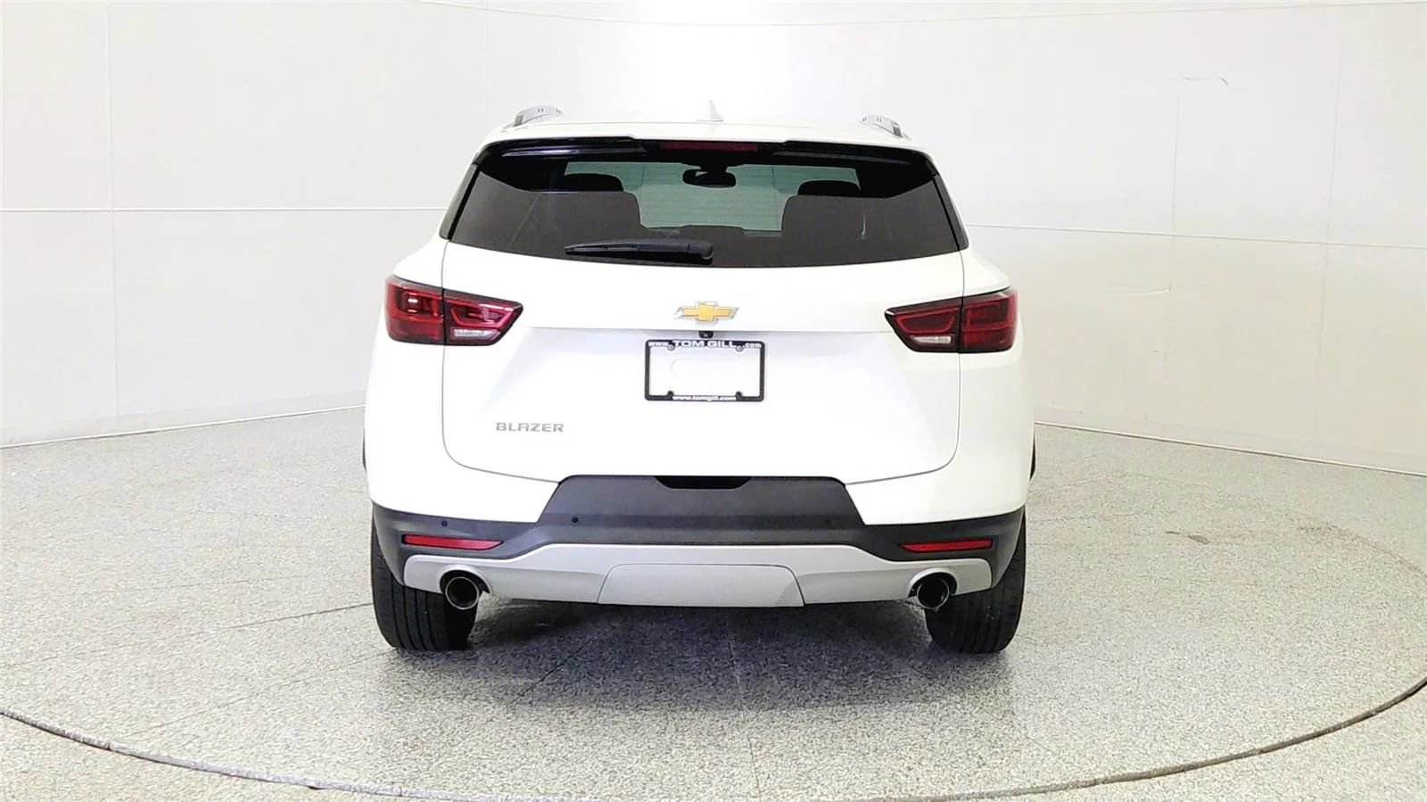 Used 2024 Chevrolet Blazer LT w/ Convenience Package FWD image 6