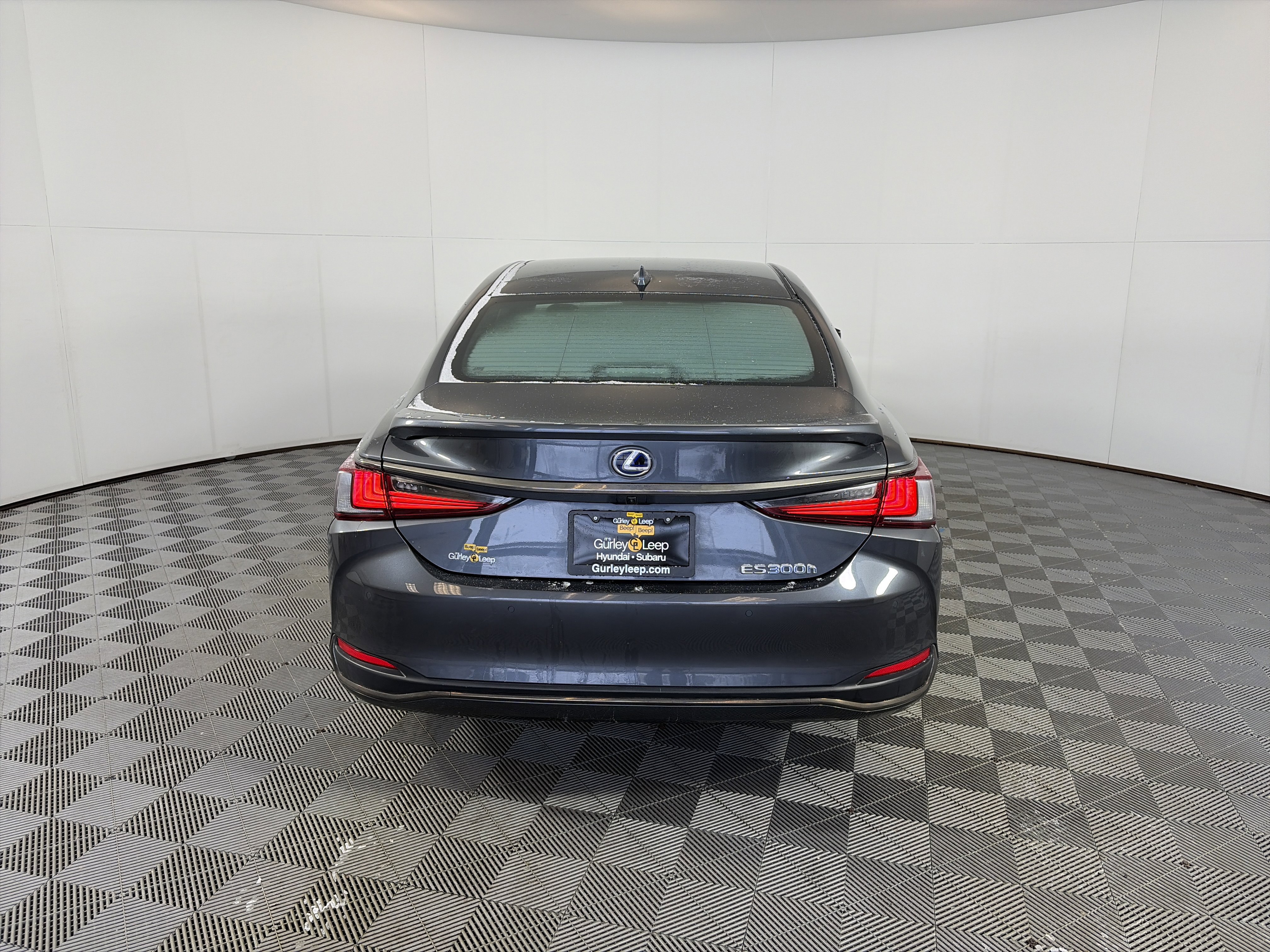 Used 2022 Lexus ES 300h F Sport w/ Accessory Package image 9