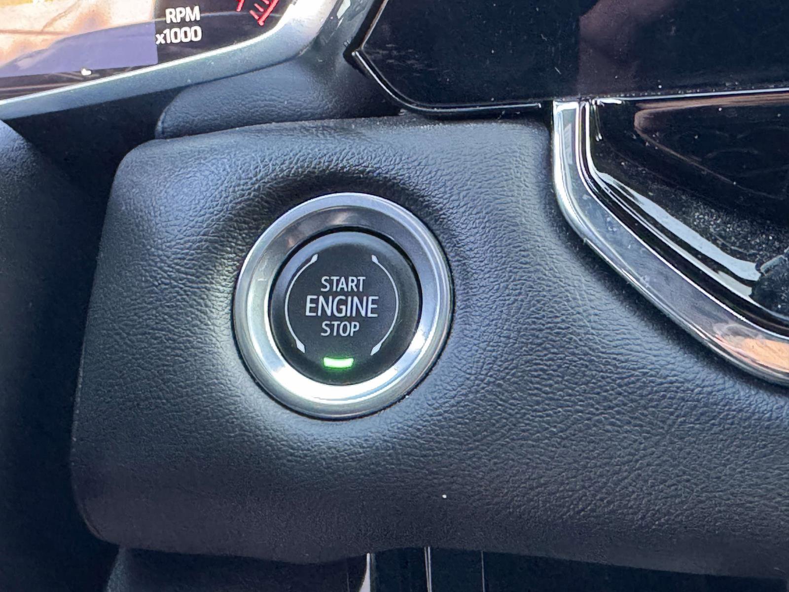 Used 2025 GMC Canyon Elevation w/ Convenience Package image 19