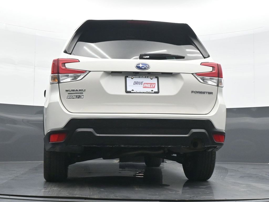 Used 2021 Subaru Forester Premium image 20