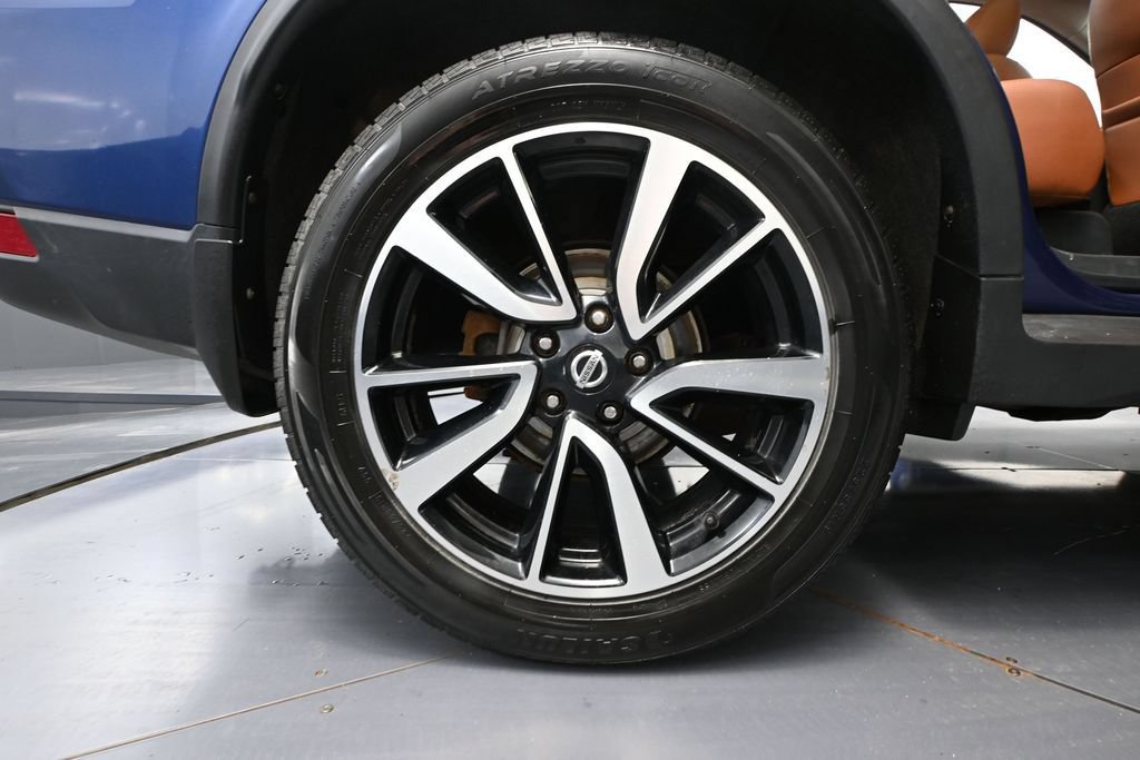 Used 2018 Nissan Rogue SL AWD/4WD image 13