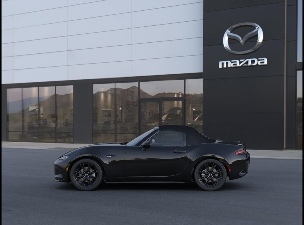 New 2026 MAZDA MX-5 Miata Club w/ Interior Package RWD image 3