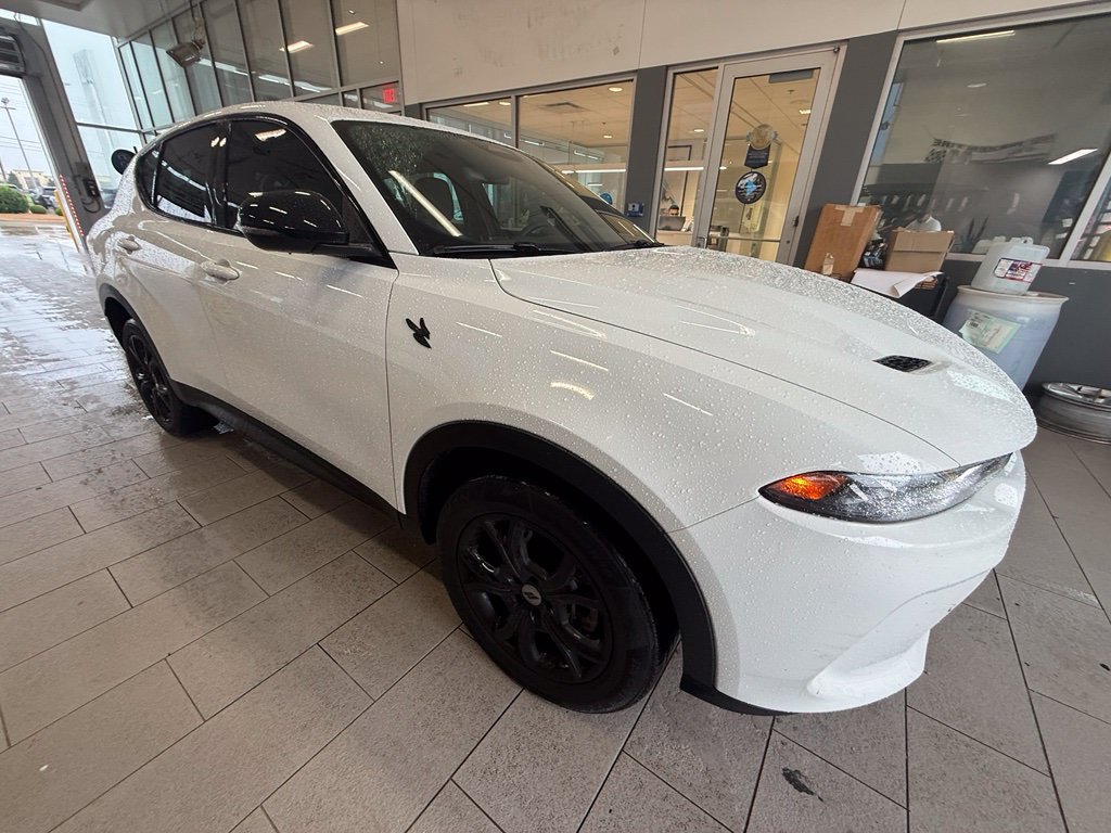 Used 2024 Dodge Hornet GT w/ GT Blacktop Package AWD/4WD image 7