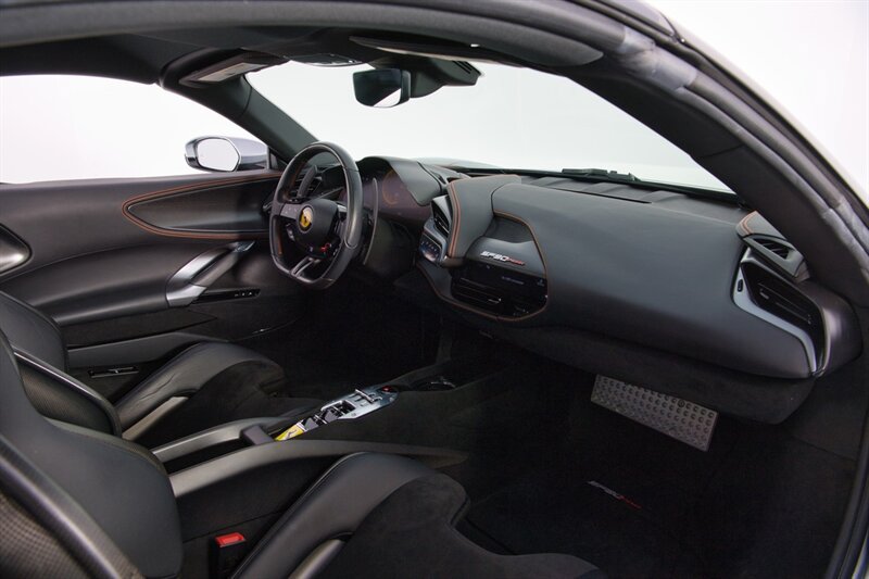 Used 2023 Ferrari SF90 Spider AWD/4WD image 27