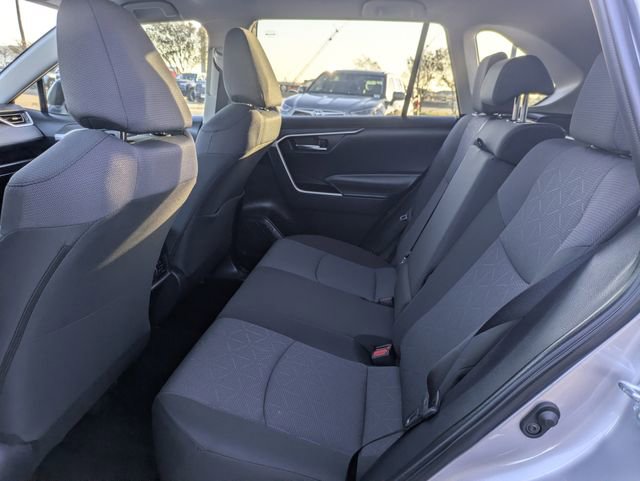 Used 2024 Toyota RAV4 XLE image 27