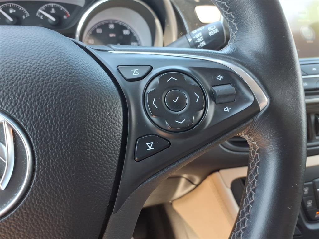 Used 2020 Buick Envision Preferred FWD image 22