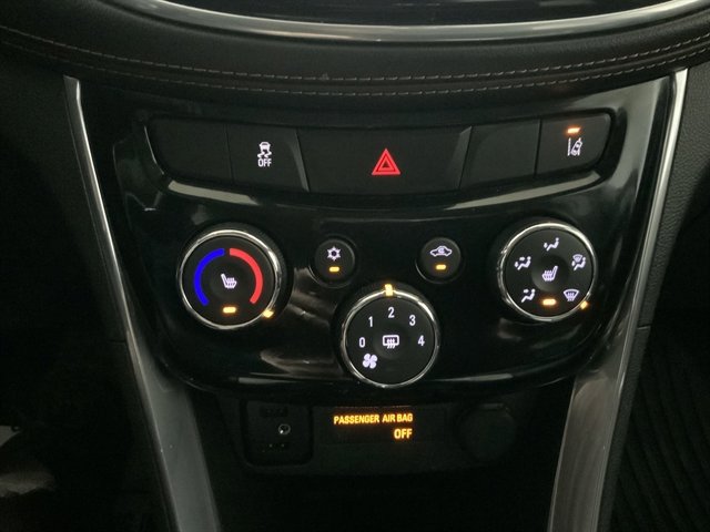 Used 2019 Chevrolet Trax Premier w/ Midnight Edition AWD/4WD image 33